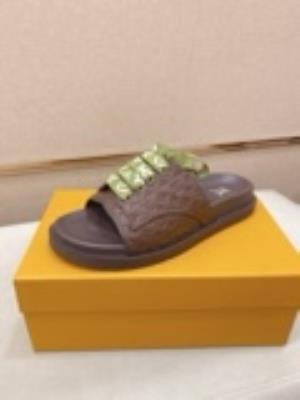 cheap quality Men's Louis Vuitton Shoes Model No. 823